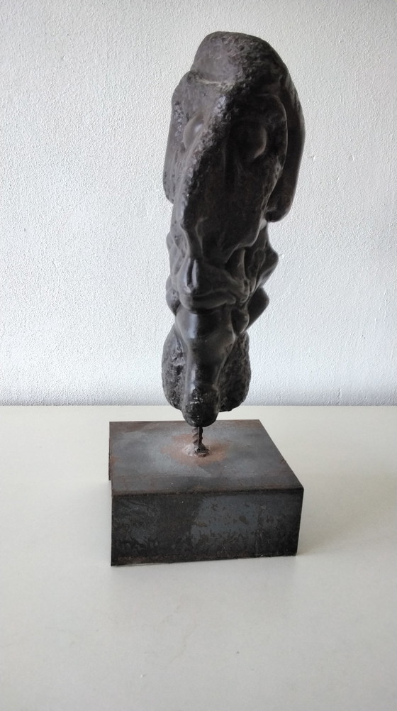 Image 1 of Image 4 visages