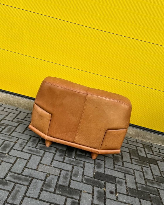 Image 1 of Fauteuil lounge vintage en cuir cognac