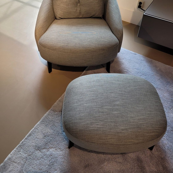 Image 1 of Leolux Jill armchair with pouf