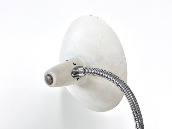 Vintage Gooseneck Table Lamp, 1960s, Metal, White (photo 11 of 15)