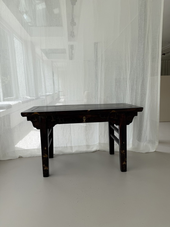 Image 1 of Tavolino da caffè in stile cinese, dipinto a mano.