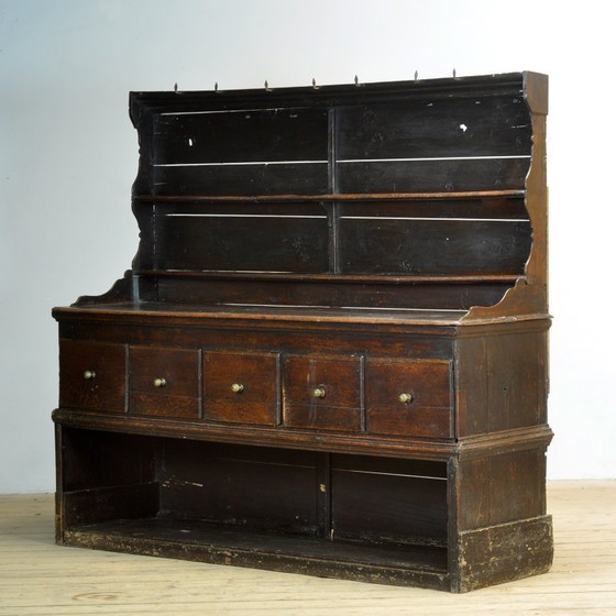 Image 1 of Engels eiken dressoir, circa 1720
