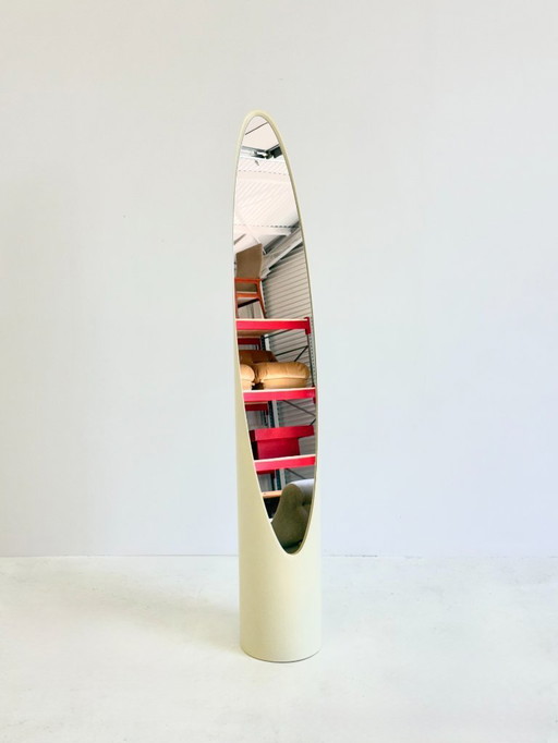 Unghia spiegel creme van Rodolfo Bonetto Lipstick mirror