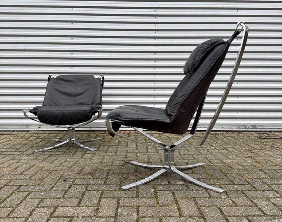 Image 1 of Set vintage Vatne Møbler Falcon di Sigurd Resell: 2 alti + 2 bassi + Hocker