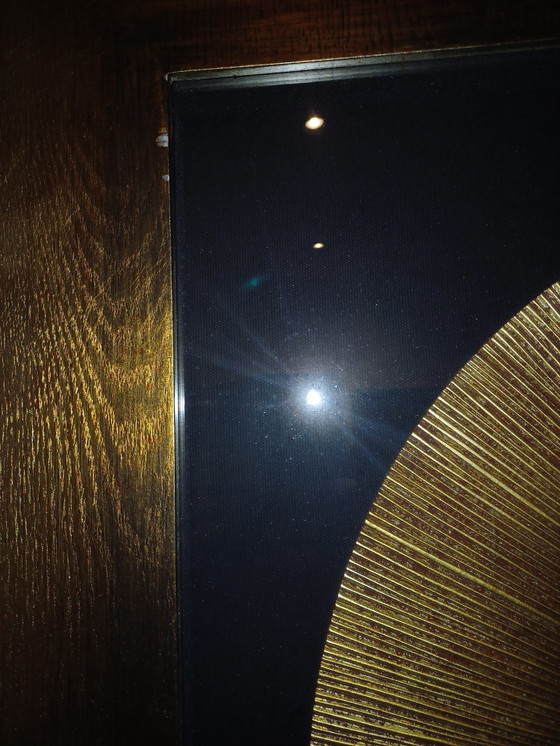 Image 1 of Gouden wandschilderij met relief cirkel Vierkant 90x90 aanschaf was rond de €300