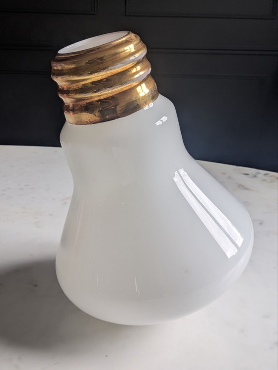 Vintage Pendant lamp Giant Bulb dlg by Ingo Maurer. Opaline, Glass, Brass, Gold (photo 5 of 15)