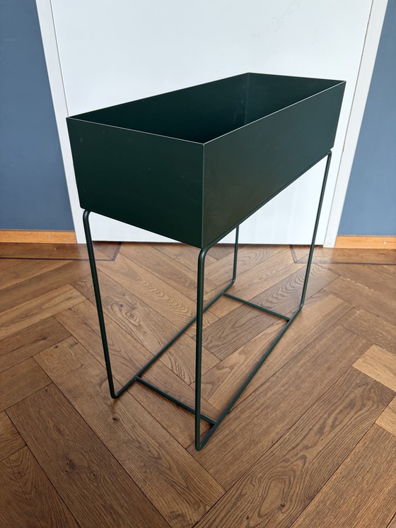 Image 1 of Ferm Living Plant Box grüner Pflanzkasten