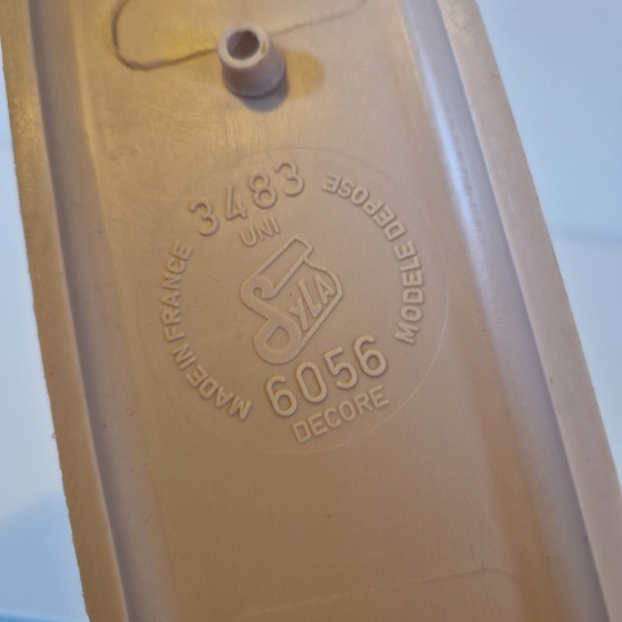 Image 1 of Porte-manteau mural en plastique style années 1970, porte-serviettes futuriste