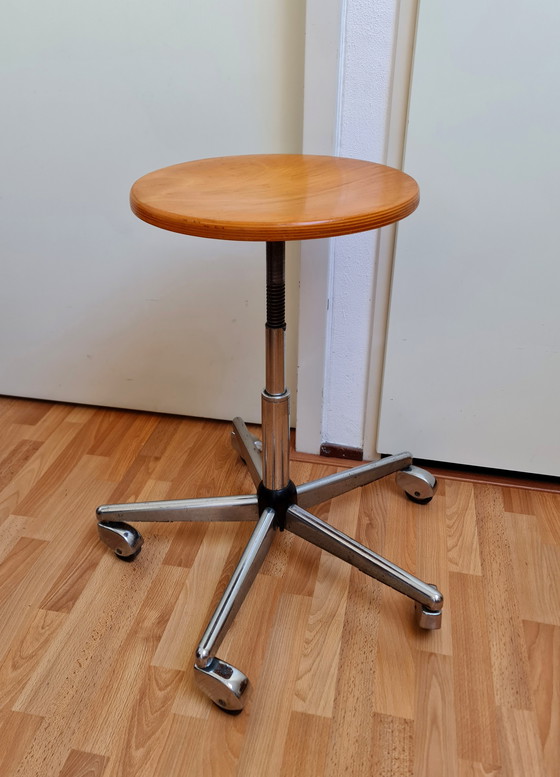 Image 1 of Industriële Kruk Werkkruk Architecten Kruk Vintage