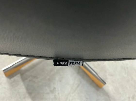 Planet armchair designed by Sven Ivar Dysthe – fora form, Leather (photo 5 of 5)
