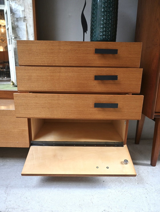 Bellissima toeletta vintage asimmetrica anni '60 – Armadi a muro, Legno, Vetro (photo 9 of 12)