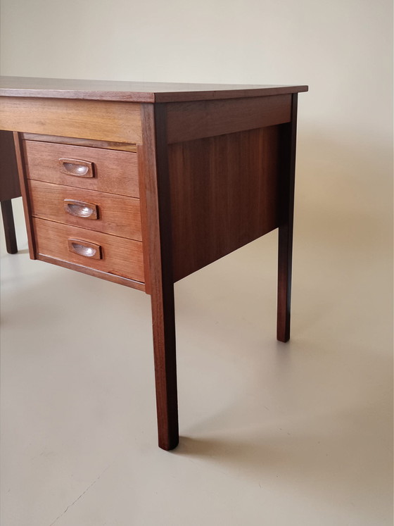 Image 1 of Scrivania e sedia vintage