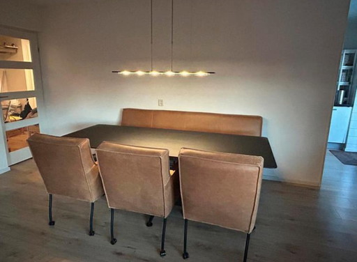Houweling dining room set
