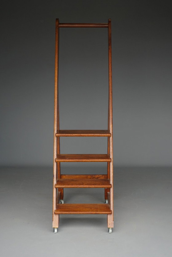Scaletta da biblioteca vintage in rovere del XX secolo – Oggetti decorativi, Wood (photo 6 of 17)