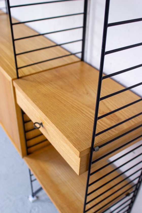 Image 1 of Mensola originale String Shelf Nisse Vintage Ash, credenza/altare