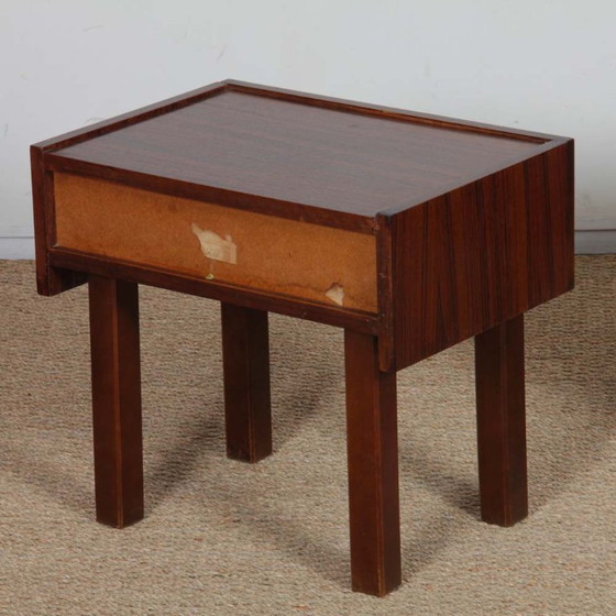 Image 1 of Ein Paar antike hölzerne Nachttische aus den 1960er Jahren