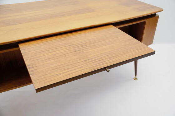 Image 1 of Grande scrivania con dettagli in ottone, Germania anni '50