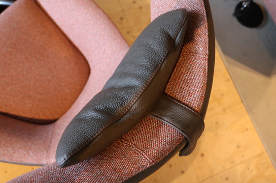 Image 1 of Sillón reclinable Leolux Caruzzo con otomana