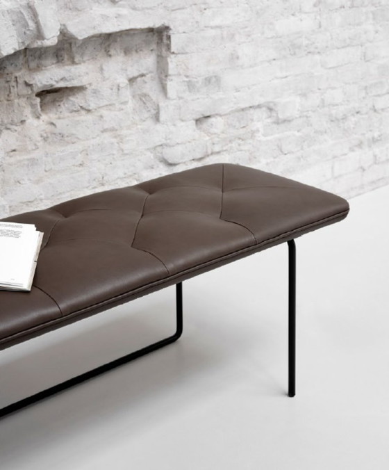 Wendelbo Tip Top Bench – Bankjes, Leather, Metal (photo 8 of 10)