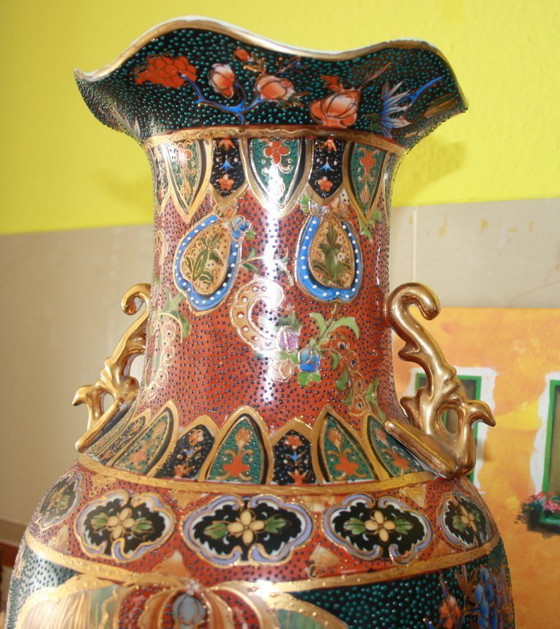 Image 1 of Large hand-painted Satsuma vase – 63 cm – Japanese style