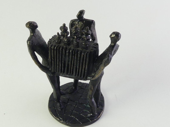Image 1 of Bronze Sculpture 'Collaboration' – Bernadette Leijdekkers – 3 Figures