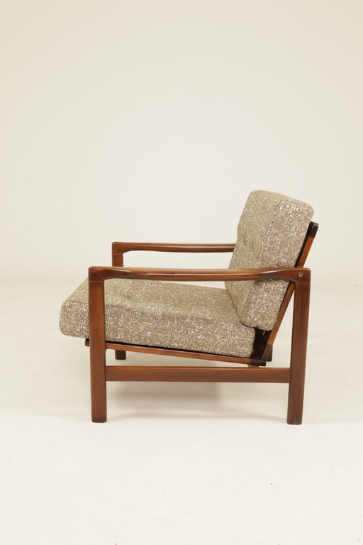 Scandinave modern longue chair green granola 1960 design by Z.Baczyk