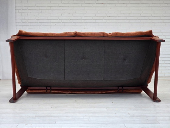 Image 1 of Anni '70, design norvegese di Jan Erik Lindgren, divano a due posti modello "Amazon".