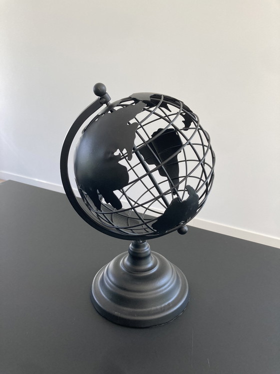 Image 1 of Globe terrestre moderne