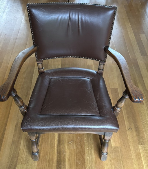 Five Classic Artifort Armchairs Model Number 680 – fauteuils, Leather, Wood (photo 2 of 15)