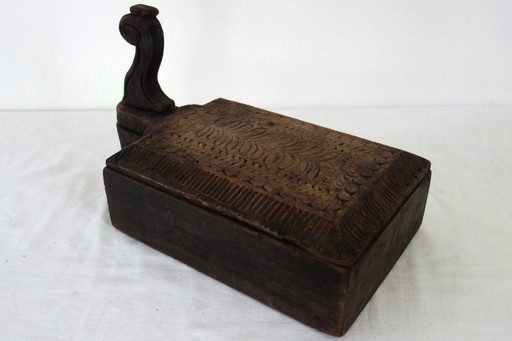 Boîte à Épices Sculptée à la Main, 19ème Siècle, Inde