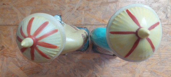 Image 1 of 2 chinese figuren in geglazuurd keramiek 