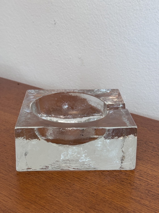 Image 1 of Vintage brutalist asbak / schaal blok glas 