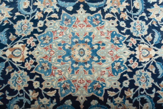 Image 1 of Hand-knotted Nain 9La oriental rug with silk content - 200 x 120 cm