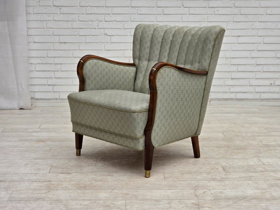 Image 1 of Deense fauteuil uit de jaren 60, lichtblauwe meubelstof, beukenhout.