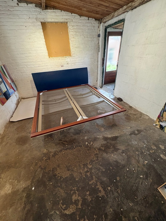 Design bed with wood/leather headboard and frame, Metal, Blue (photo 2 of 6)