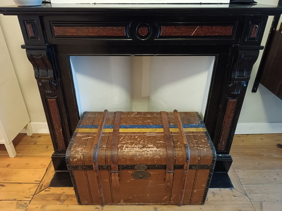 Image 1 of Trunk - Side table - Coffee table