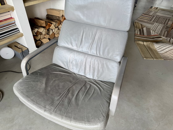 Image 1 of Fauteuil Artifort F142 met tulpvoet