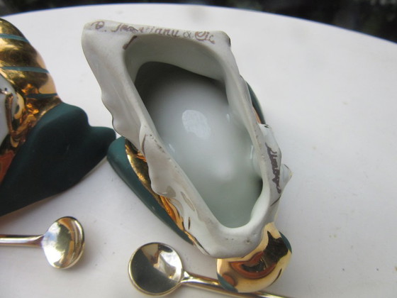 Image 1 of Limoges R. Montigny Porseleinen Kruidenset 4-delig Zout Peper Mosterd Spiegel Honing Bijen