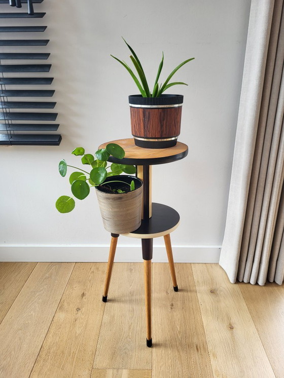 Image 1 of Supporto per piante o tavolo vintage a treppiede a 2 livelli