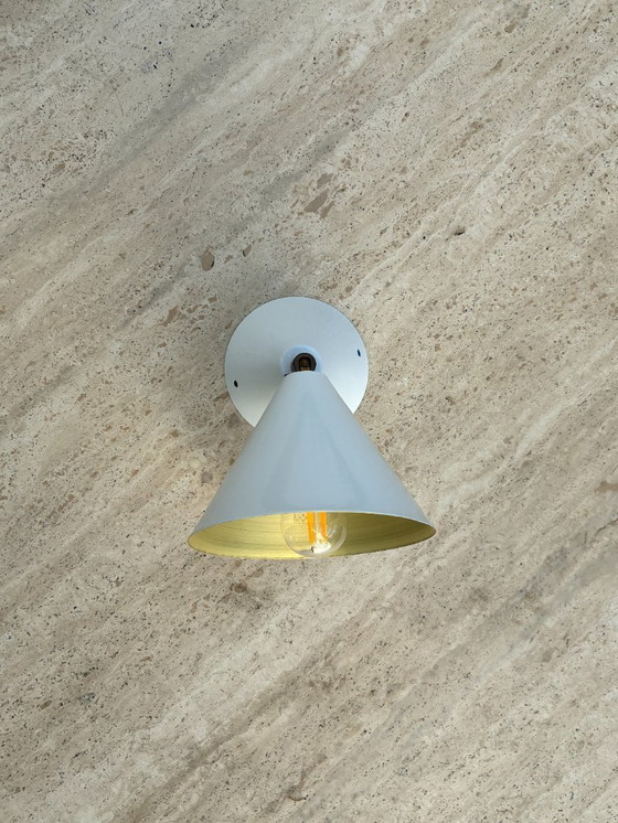 Image 1 of Aplique Cónico Atelier Areti blanco