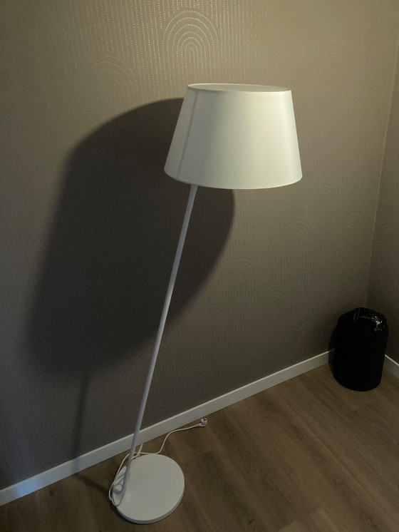 Image 1 of Philips lirio posada