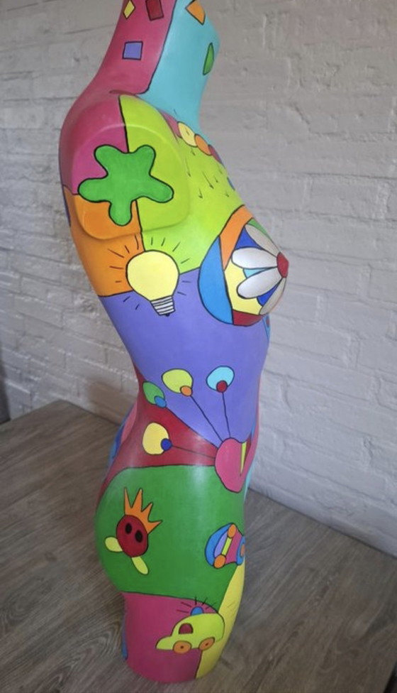 Image 1 of Handgeschilderd vrouwelijk torso in pop-artstijl - gesigneerd "MH i2" - uniek kunstwerk
