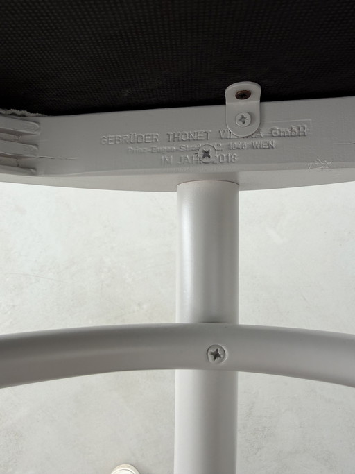 Chaise Thonet « Morris High »