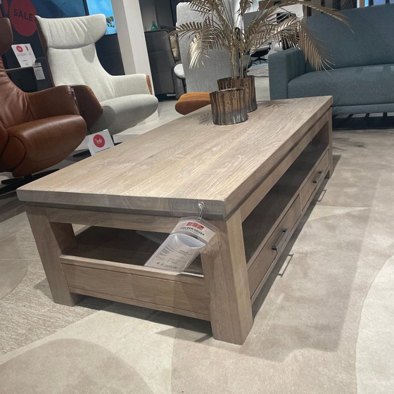 Image 1 of Mesa de centro MWP