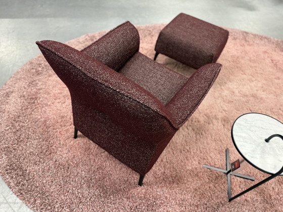 Image 1 of Leolux Mayuro Fauteuil met Poef Mondo Viola stof 