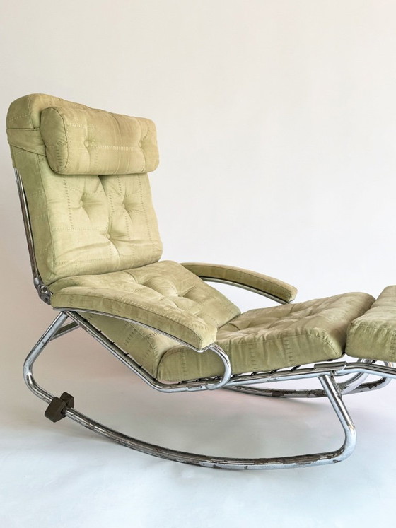 Image 1 of Vintage 1970s recliner with distinctive tubular steel construction