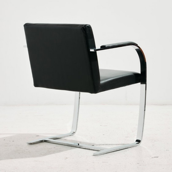 Image 1 of MK10491 Brno fauteuil van Alivar