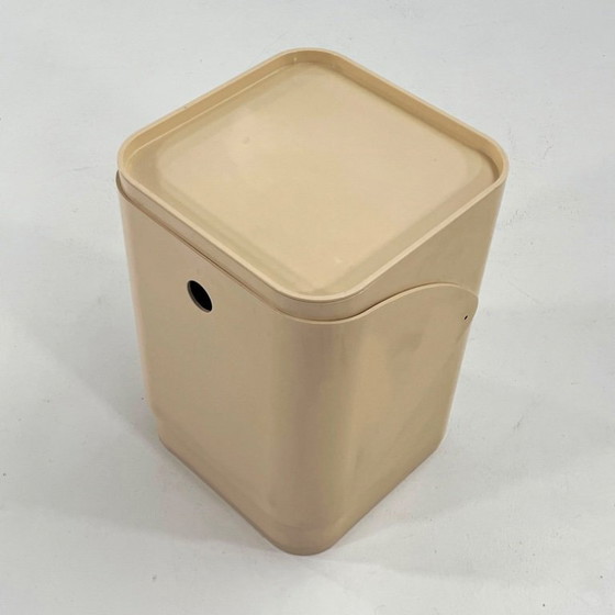Image 1 of Cesto de ropa beige de Anna Castelli para Kartell, años 70