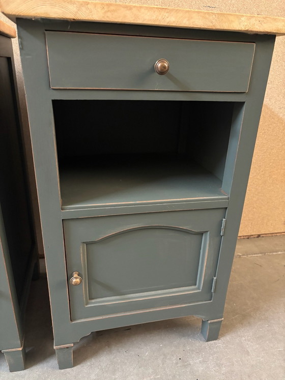 Brocante Nightstands – Wood (photo 4 of 11)
