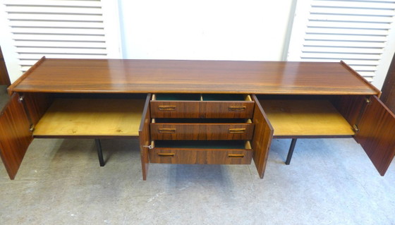 Image 1 of Beautiful vintage mid-century rosewood lowboard sideboard